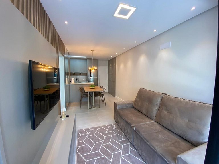 cód 84 - Apartamento á 280 m do mar com piscina