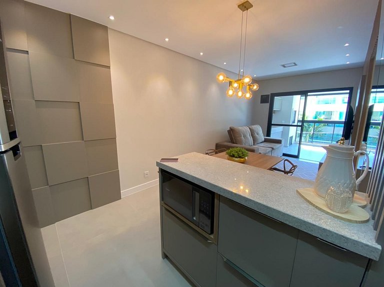 cód 84 - Apartamento á 280 m do mar com piscina