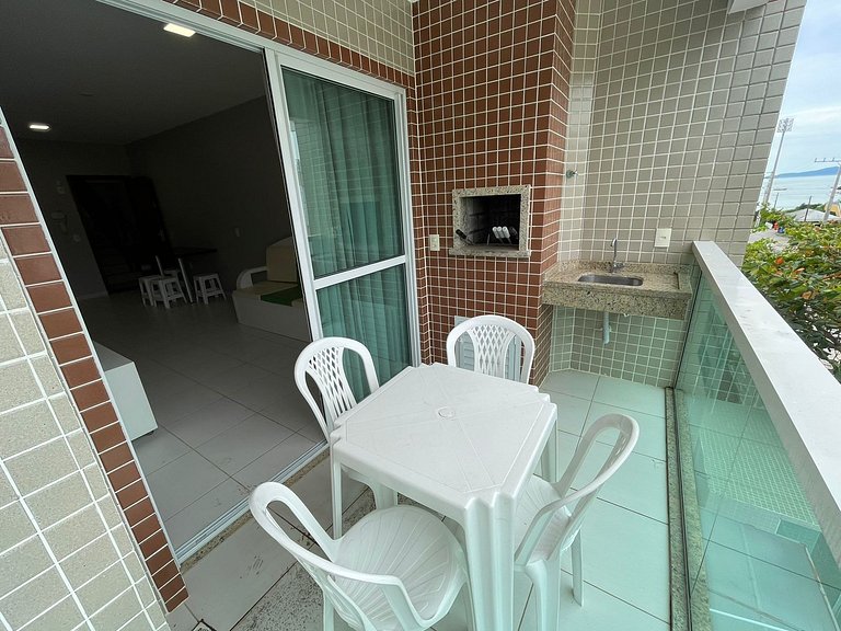 Cód 40 - Apartamento a 80 metros do Mar