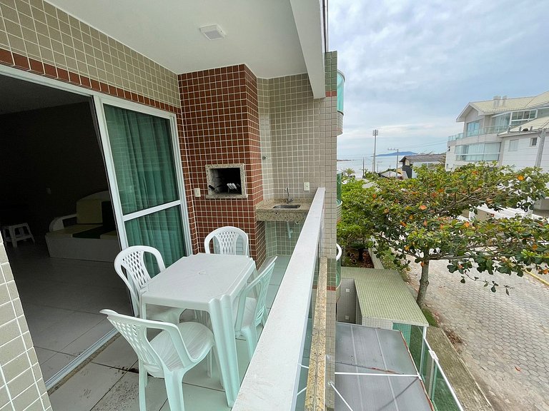 Cód 40 - Apartamento a 80 metros do Mar