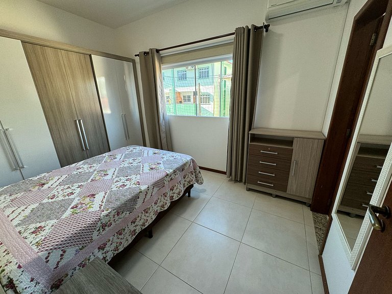 Cód 86 - Apartamento á 100m do mar