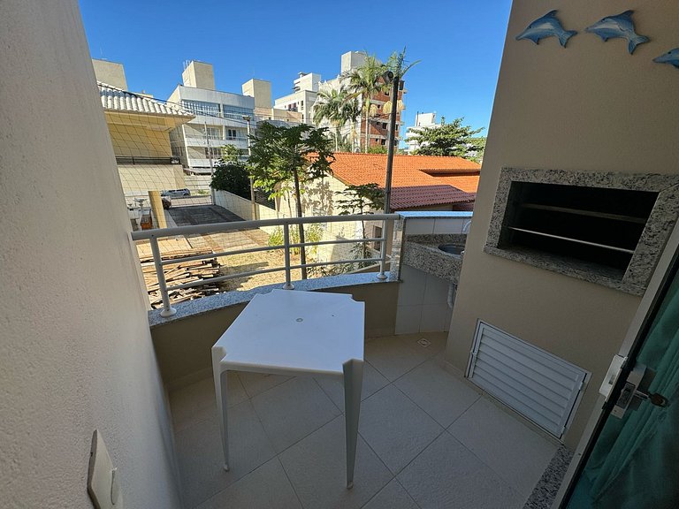 Cód 86 - Apartamento á 100m do mar