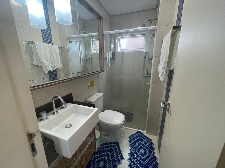 Cód 79 - Apto com hidromassagem e vista mar