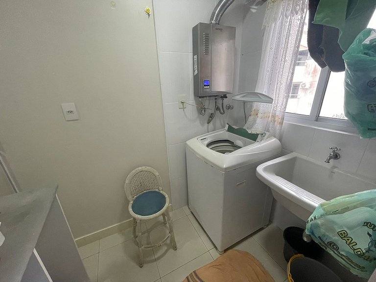 Cód 79 - Apto com hidromassagem e vista mar