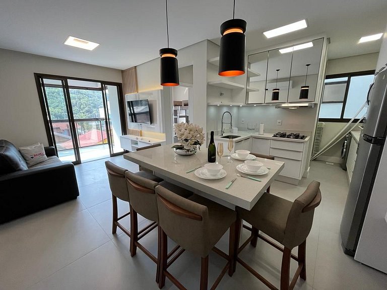 Cód 90 - Apartamento á 150m do mar