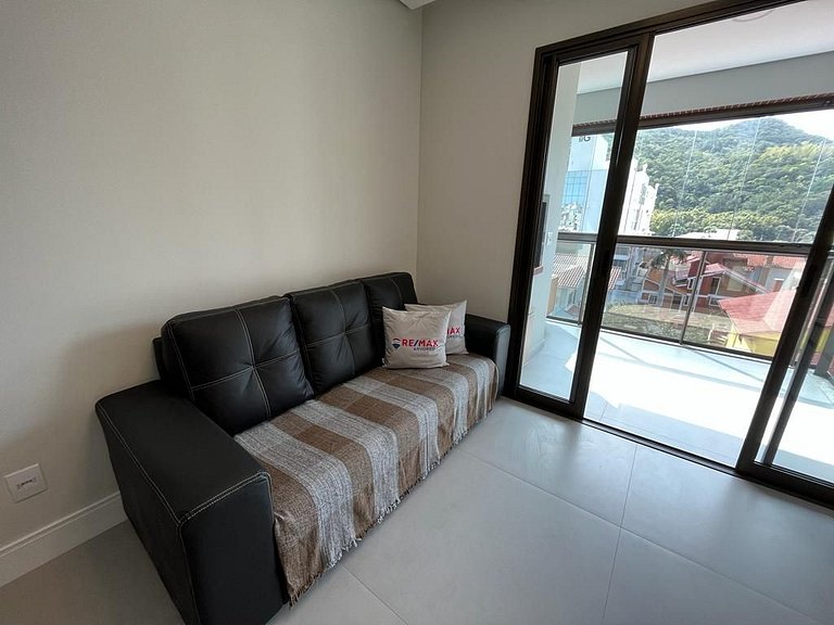 Cód 90 - Apartamento á 150m do mar