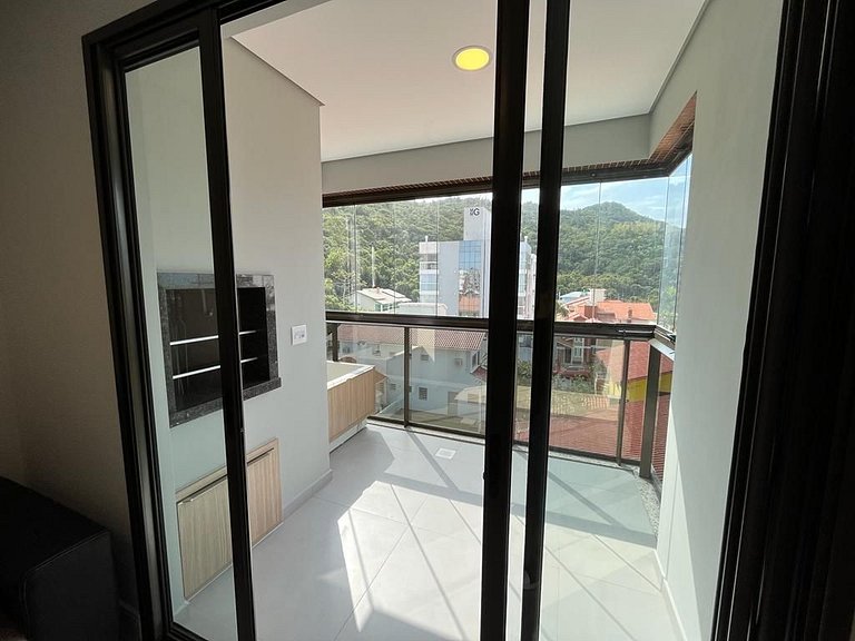 Cód 90 - Apartamento á 150m do mar