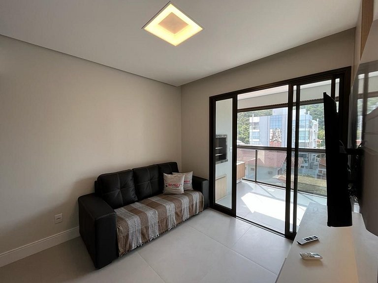 Cód 90 - Apartamento á 150m do mar