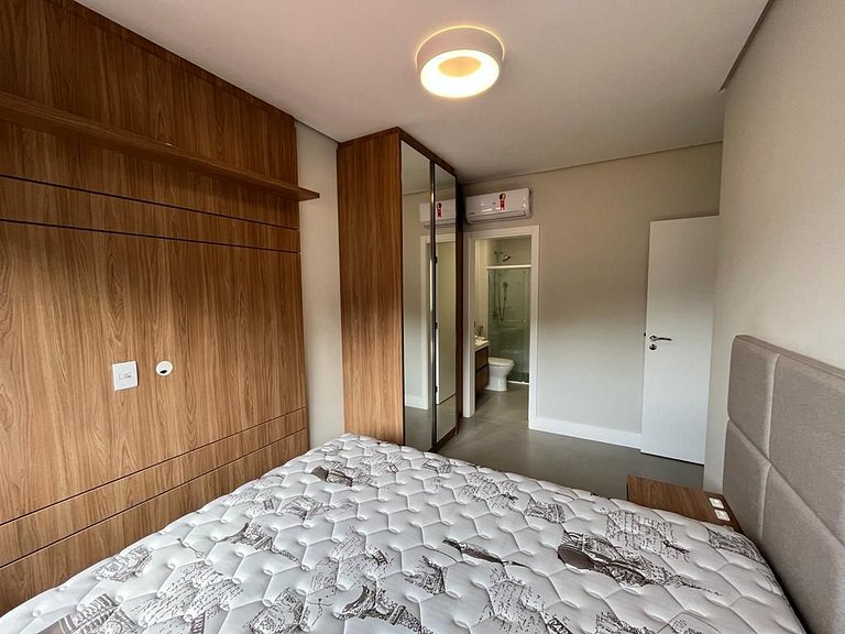 Cód 90 - Apartamento á 150m do mar