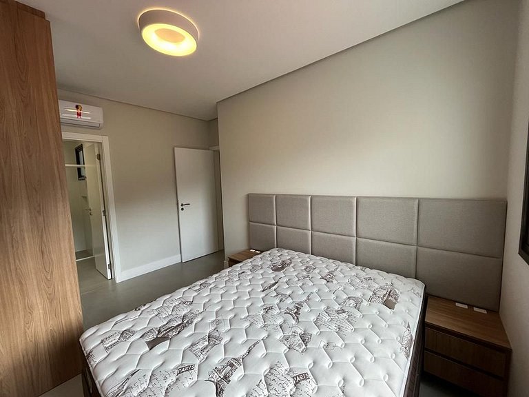 Cód 90 - Apartamento á 150m do mar