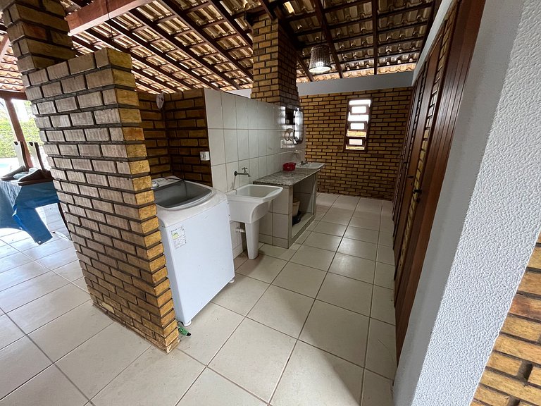 cód 4 · Casa com piscina próxima a praia de palmas