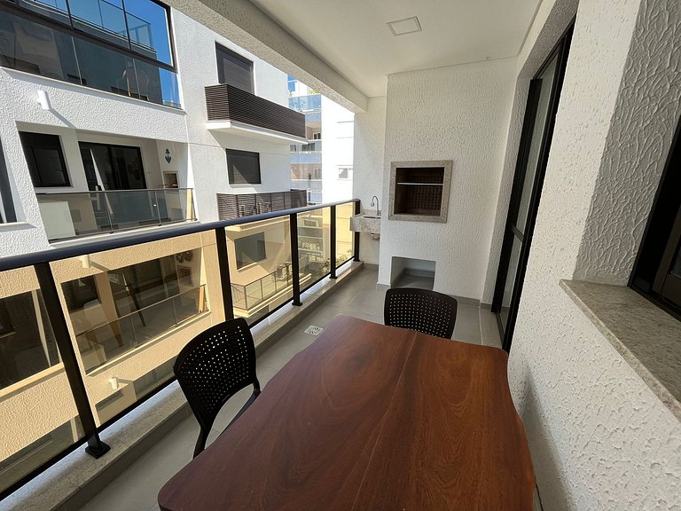 Cód 98 - Belissímo apartamento á 280m do mar