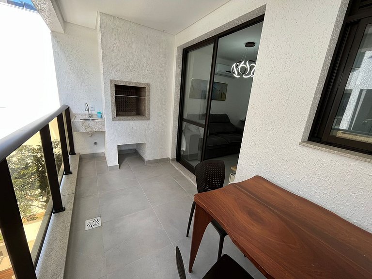 Cód 98 - Belissímo apartamento á 280m do mar