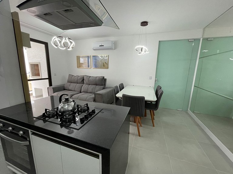 Cód 98 - Belissímo apartamento á 280m do mar