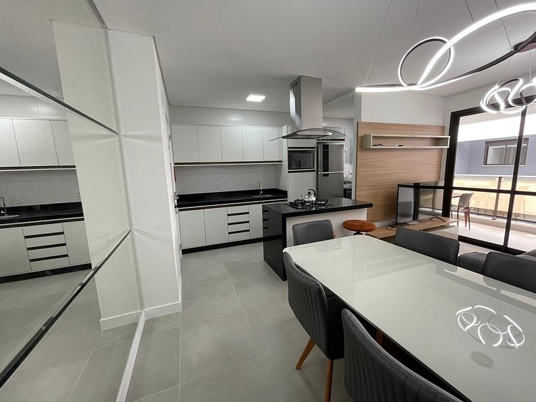 Cód 98 - Belissímo apartamento á 280m do mar