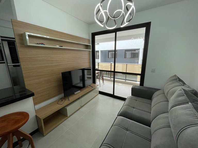 Cód 98 - Belissímo apartamento á 280m do mar