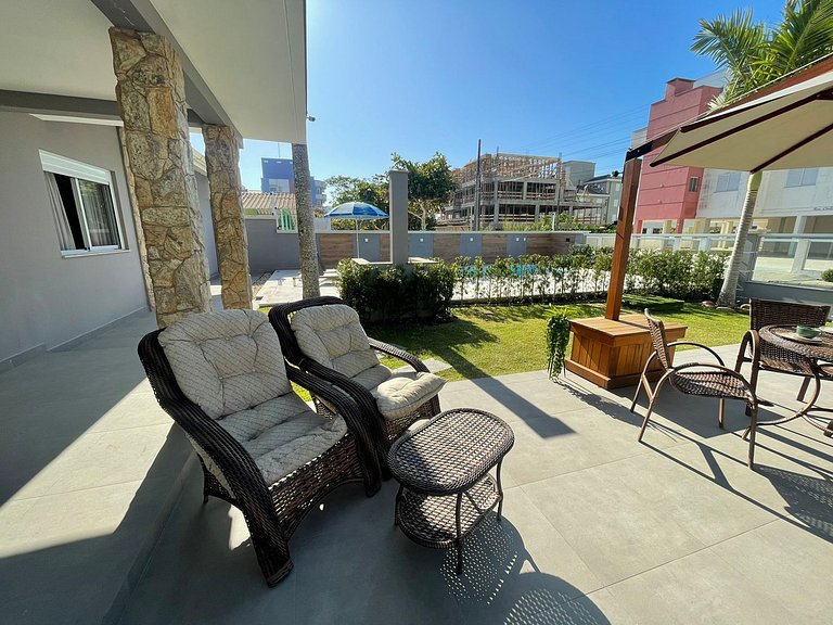 cód 6 · Casa Sofisticada á 50 m do mar