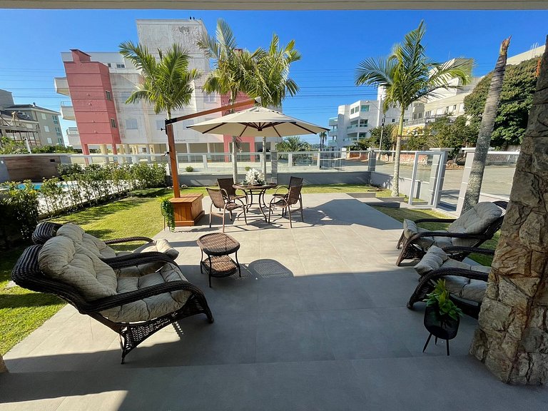 cód 6 · Casa Sofisticada á 50 m do mar