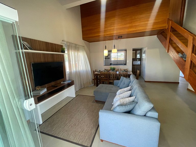 cód 6 · Casa Sofisticada á 50 m do mar