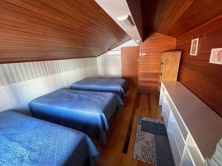 cód 6 · Casa Sofisticada á 50 m do mar