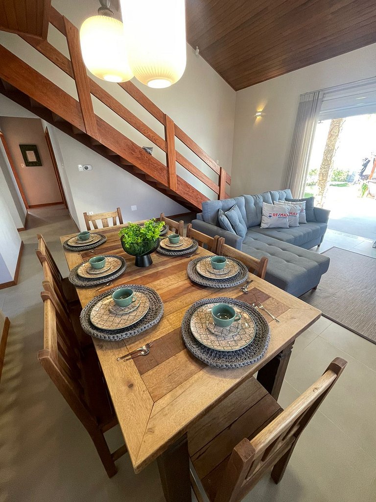 cód 6 · Casa Sofisticada á 50 m do mar