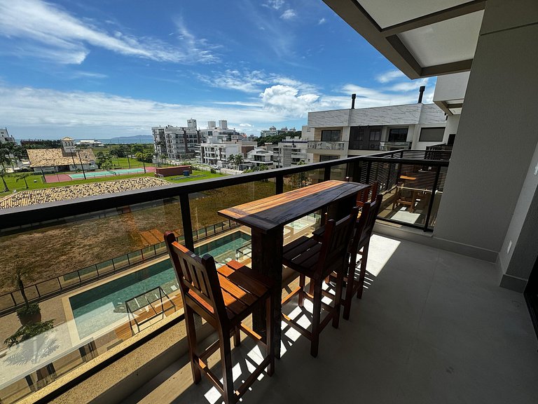 Cód 100 - Apartamento de 1suíte com spa e piscina