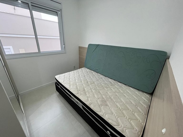 cód 122 - cobertura com jacuzzi próxima do mar!