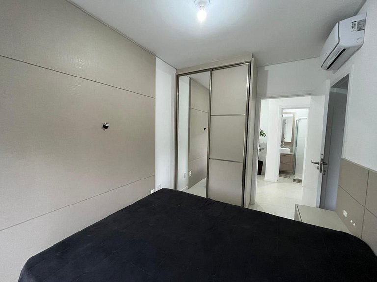 cód 122 - cobertura com jacuzzi próxima do mar!