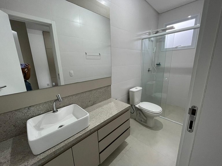 cód 122 - cobertura com jacuzzi próxima do mar!