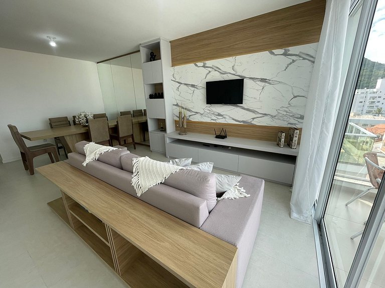 cód 122 - cobertura com jacuzzi próxima do mar!