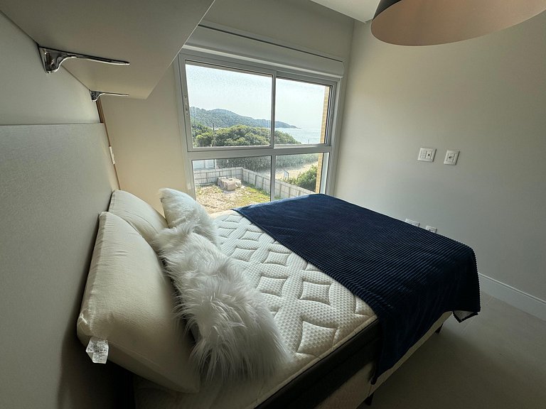 cód 31 - Apartamento 3 dormitórios frente mar