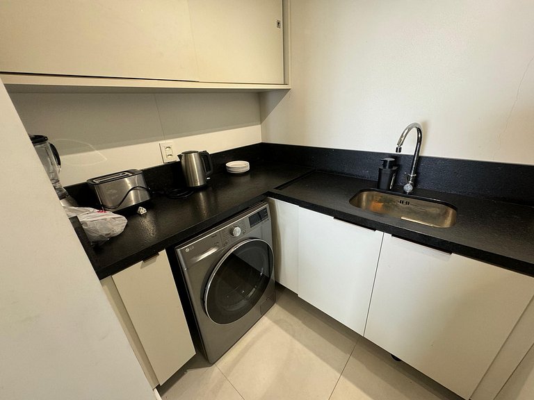 cód 31 - Apartamento 3 dormitórios frente mar