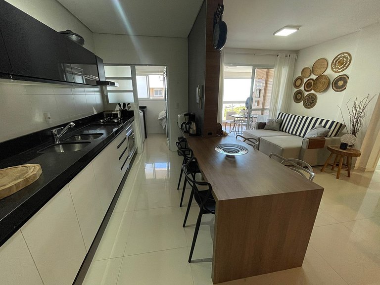 Cód 95 - Apartamento amplo e decorado