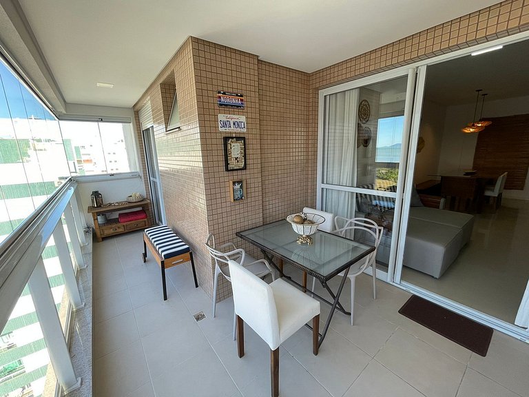 Cód 95 - Apartamento amplo e decorado