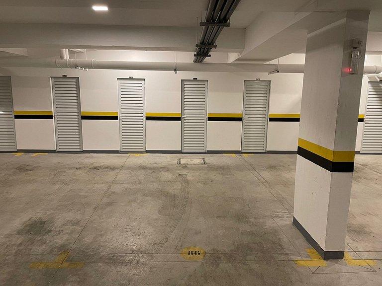 Cód 97 - Apto amplo e decorado a 300m do mar