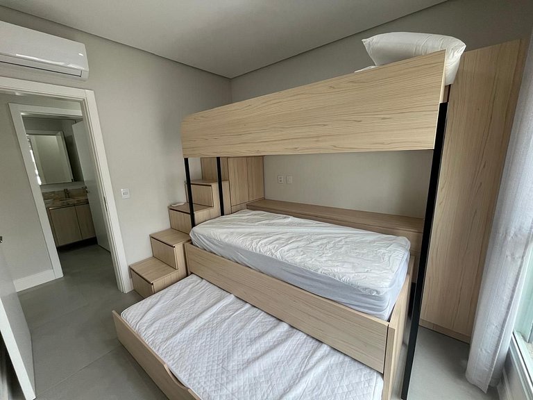cód 99 - Excelente apartamento 100 metros da praia