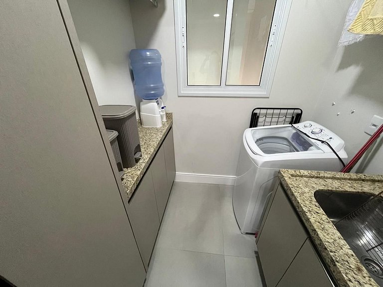 cód 99 - Excelente apartamento 100 metros da praia