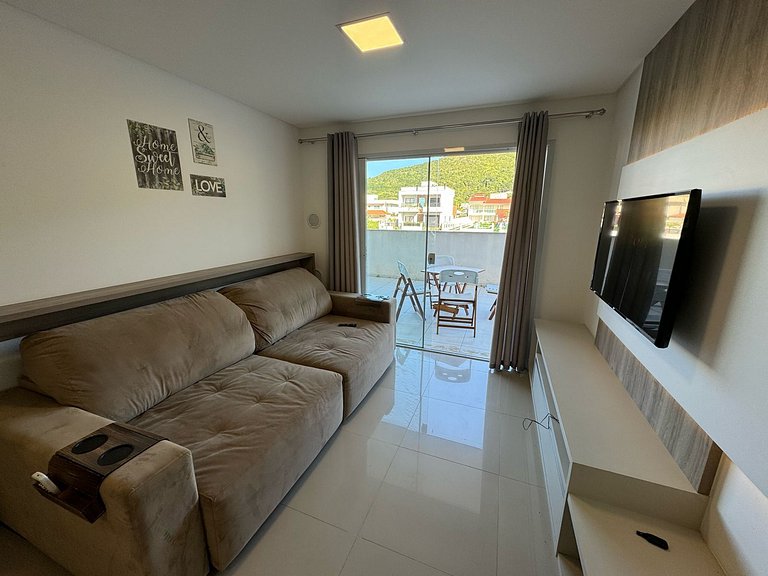 Cód 105 · Apartamento térreo bem equipado