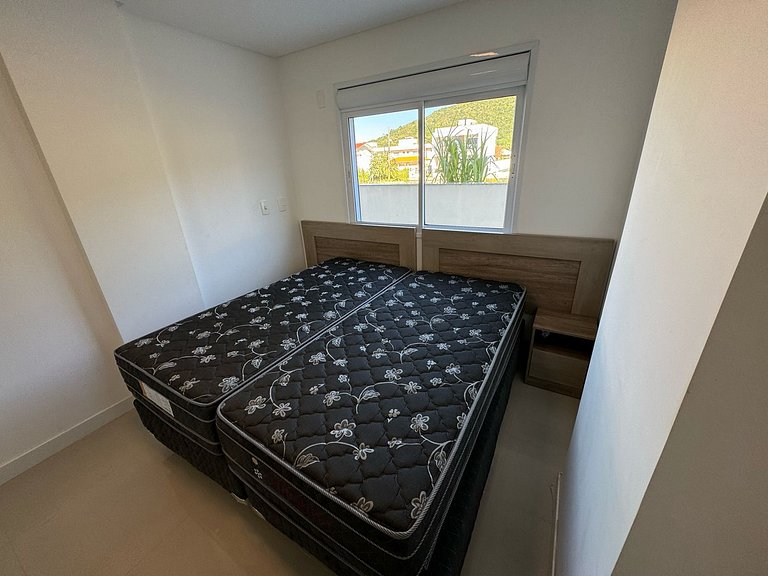 Cód 105 · Apartamento térreo bem equipado