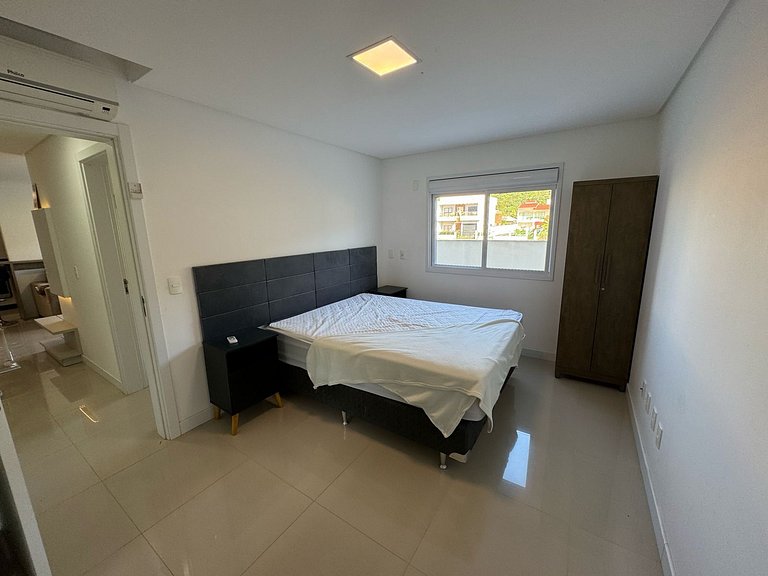 Cód 105 · Apartamento térreo bem equipado