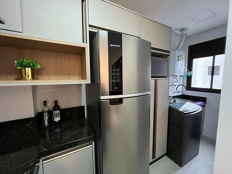 Cód 97 - Apto amplo e decorado a 280m do mar