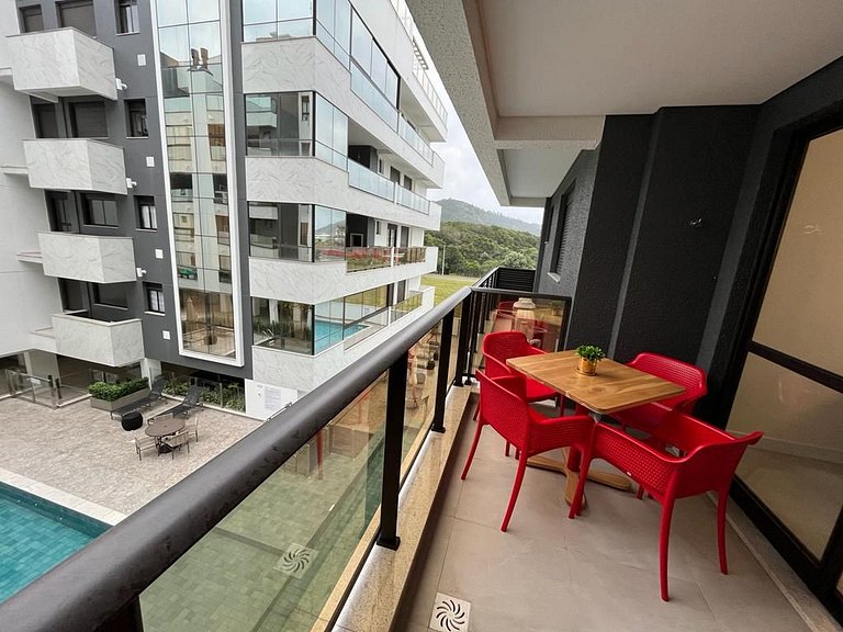 Cód 97 - Apto amplo e decorado a 280m do mar