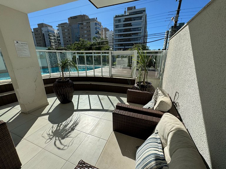 Cód 105 · Apartamento térreo bem equipado