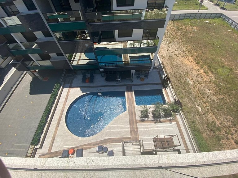 Cód 108 - Apartamento exuberante á 250 m do mar