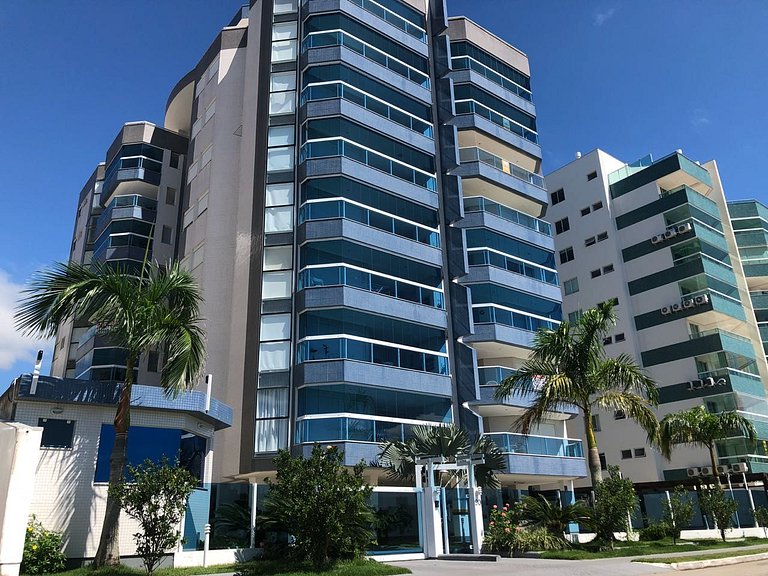 Cód 113 - Apartamento vista para o mar