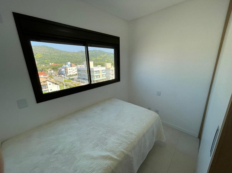 Cód 108 - Apartamento exuberante á 250 m do mar