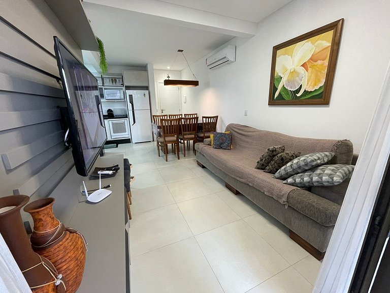 Cód 108 - Apartamento exuberante á 280 m do mar