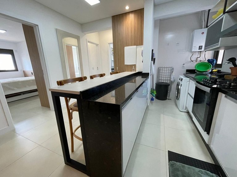 Cód 108 - Apartamento exuberante á 280 m do mar