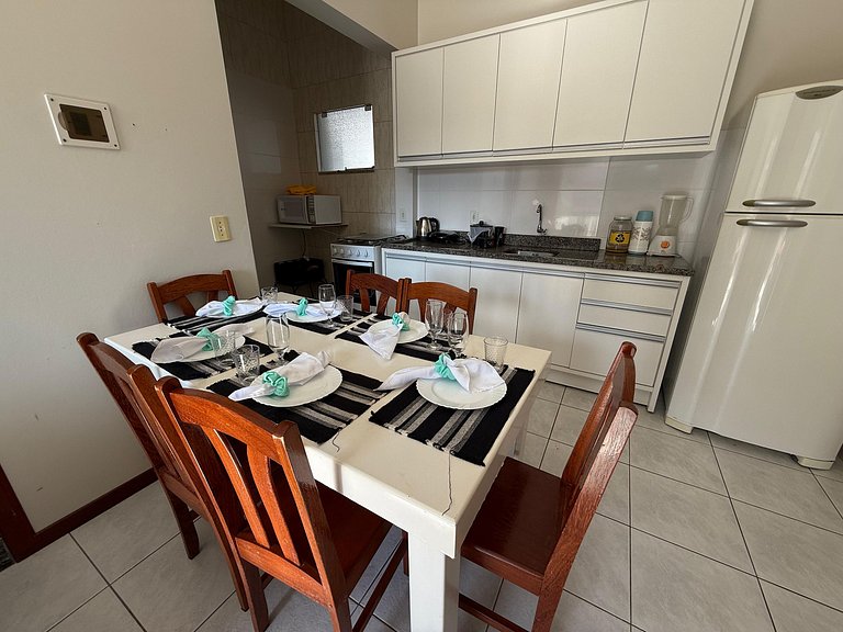 Cód 103 - Apto térreo a 50m do mar na Zona Sul