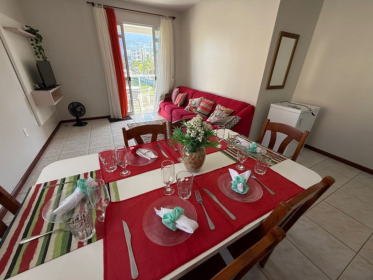 Cód 107 - Apartamento a 50m do mar em Palmas